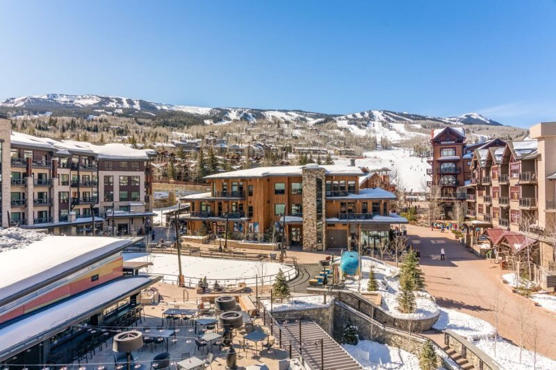 Snowmass Village by Gondola Resorts