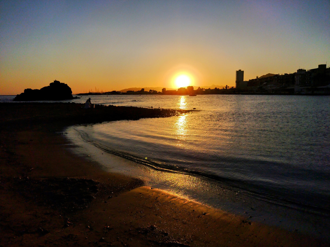 Playa de la Isla景点图片