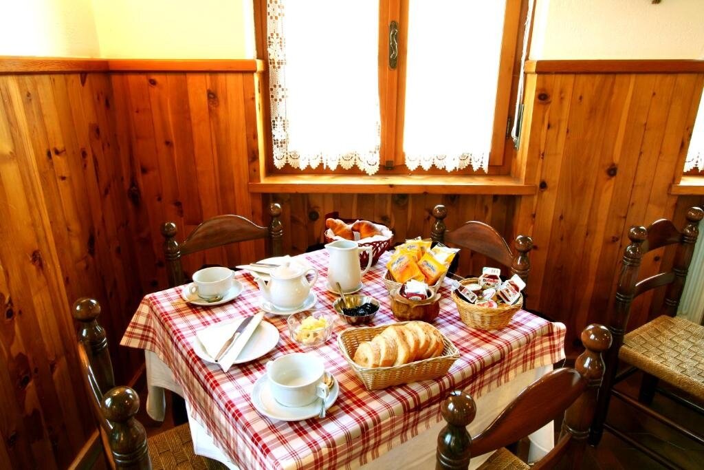 Hotel Edelweiss-官方