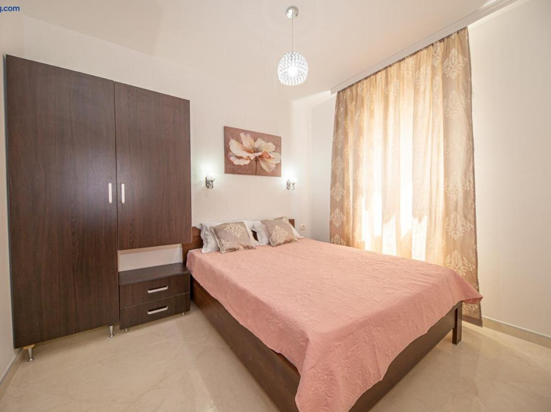 Kristal Apartmani