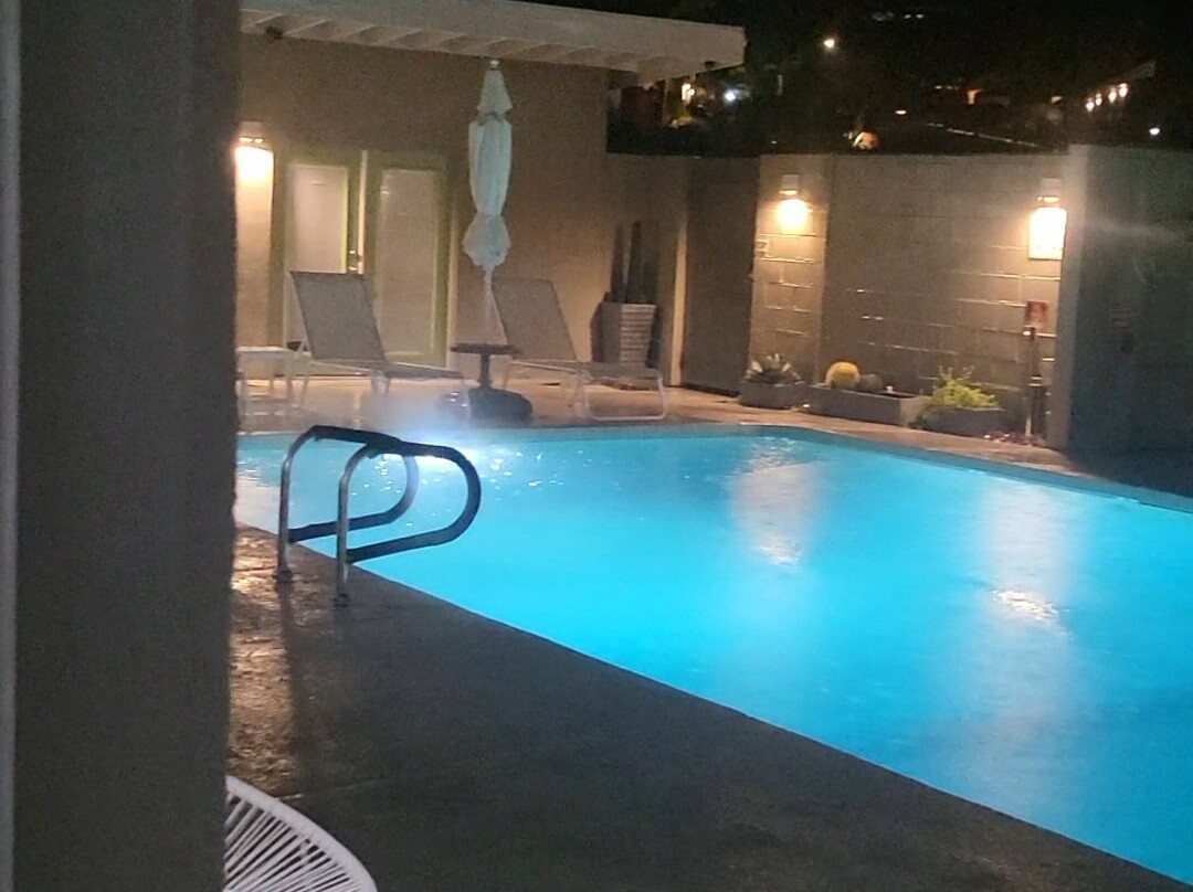 Desert Hot Springs Inn主图