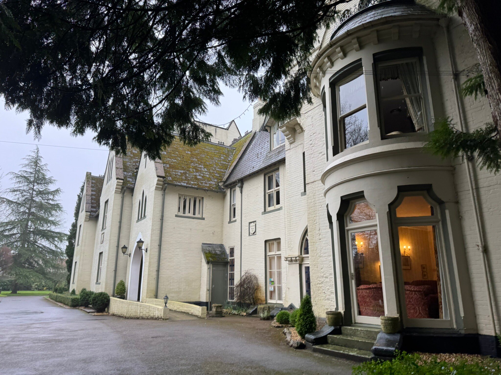 Glen-yr-Afon House Hotel-官方