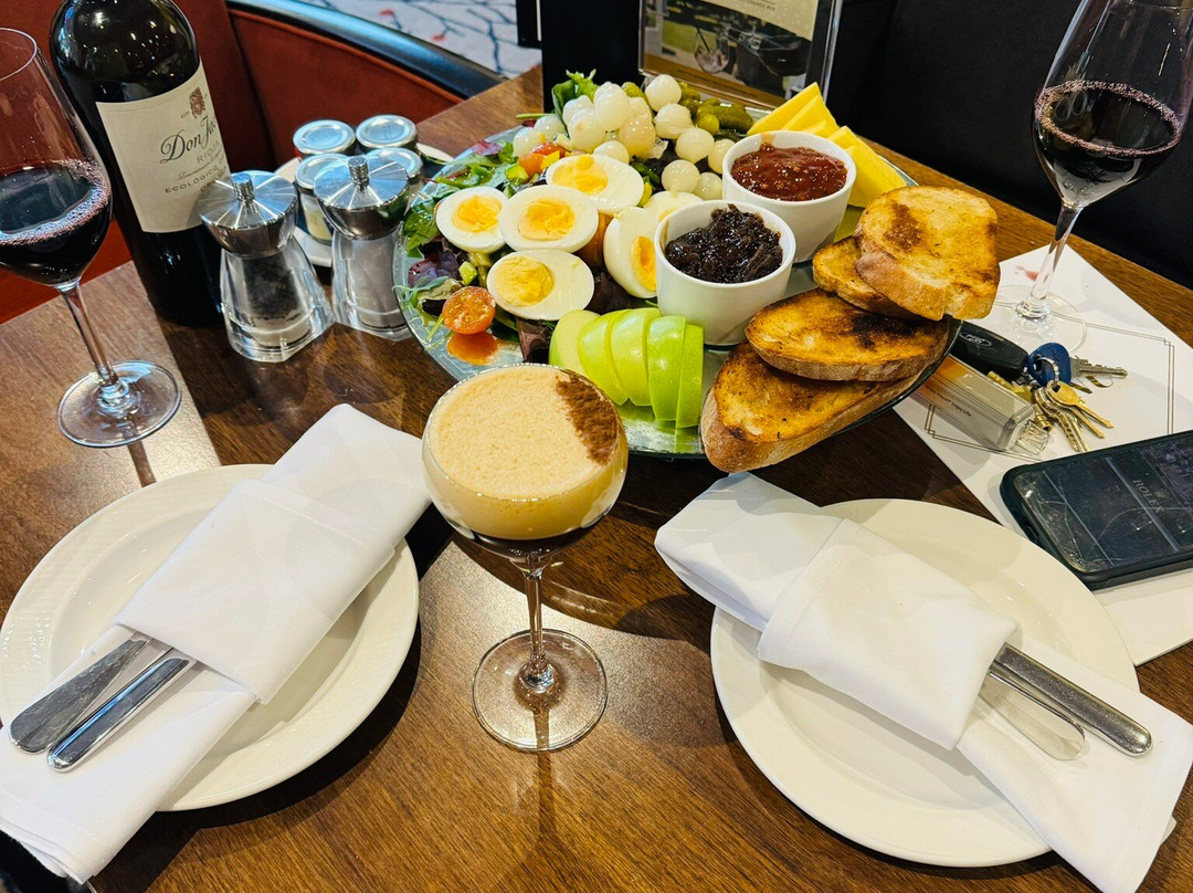 公牛酒店主图