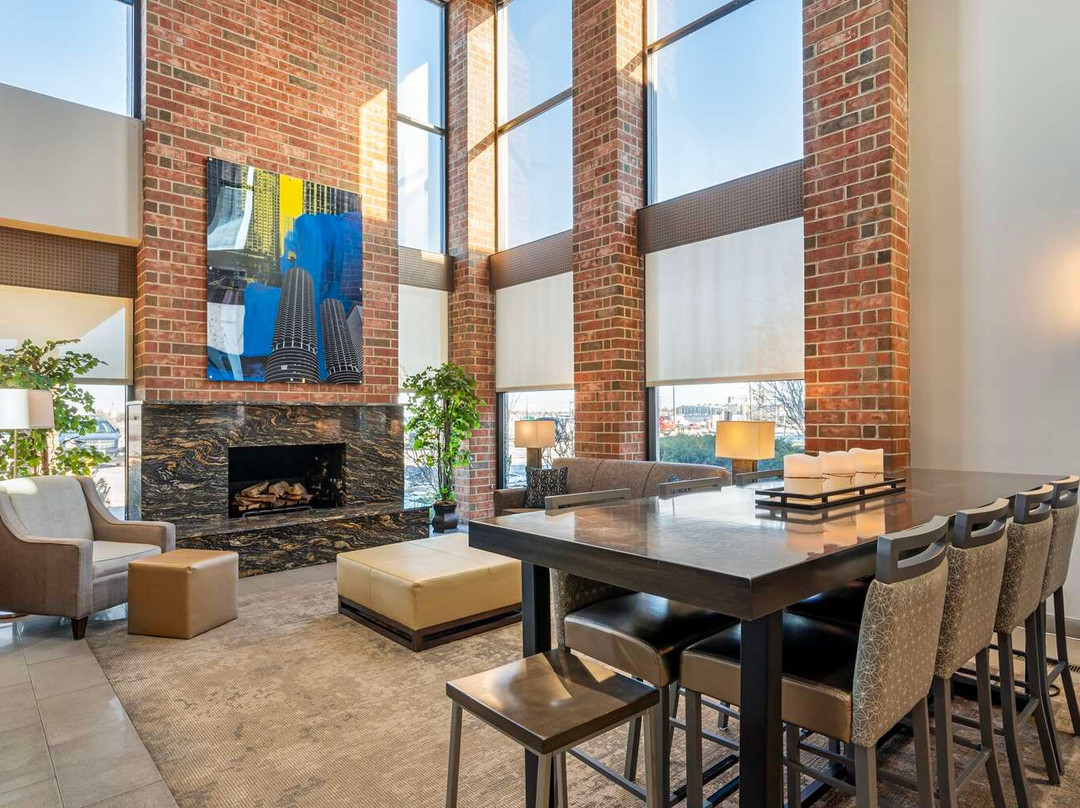 唐纳斯格罗夫康福特茵酒店