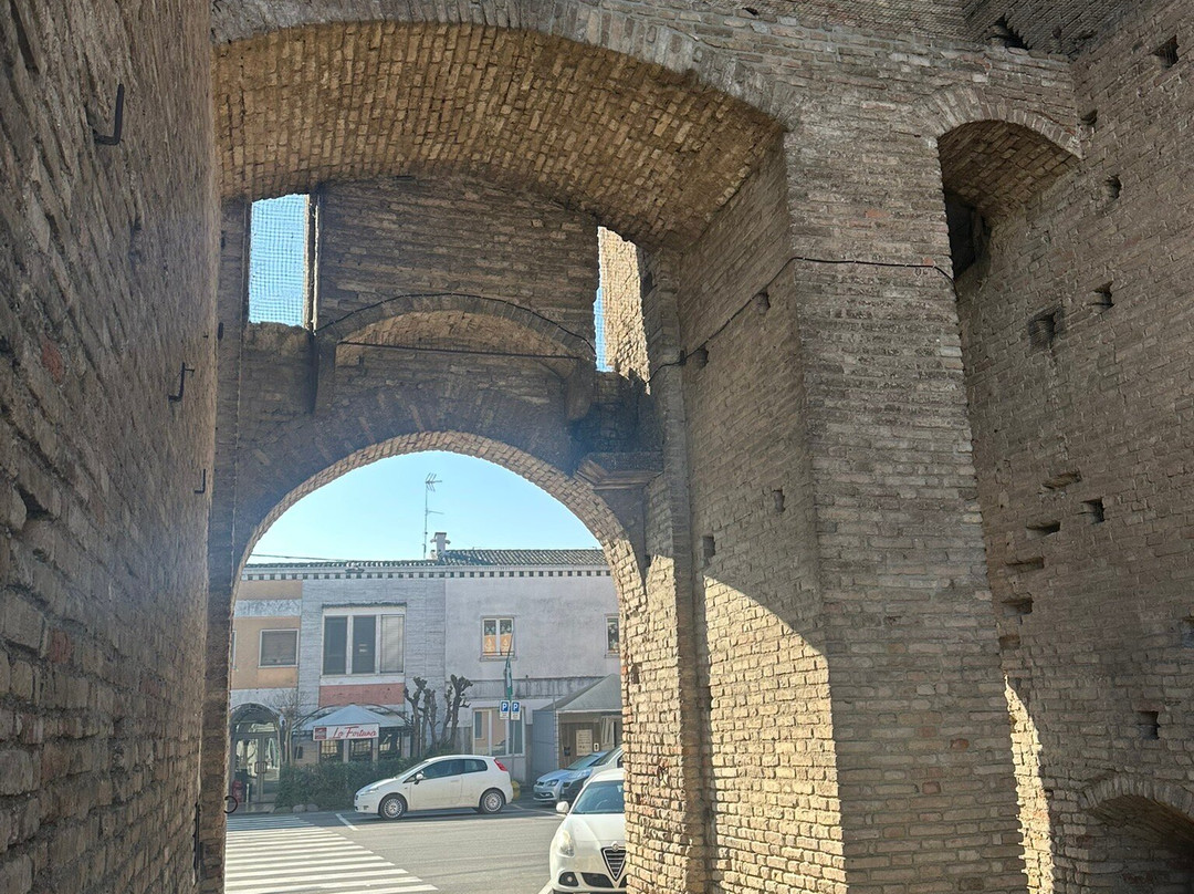 Torre Del Castello景点图片