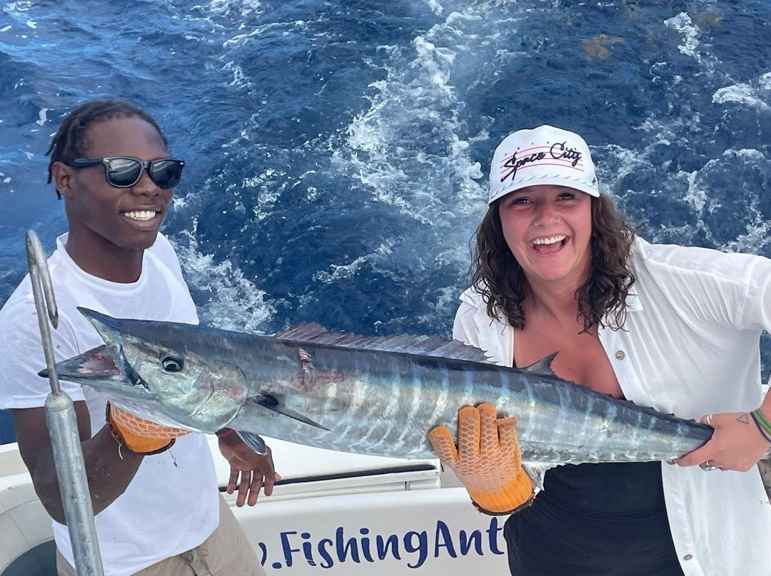 Mystic Amara III - Deep Sea & Bottom Fishing Charters-Jolly Harbour必去景点