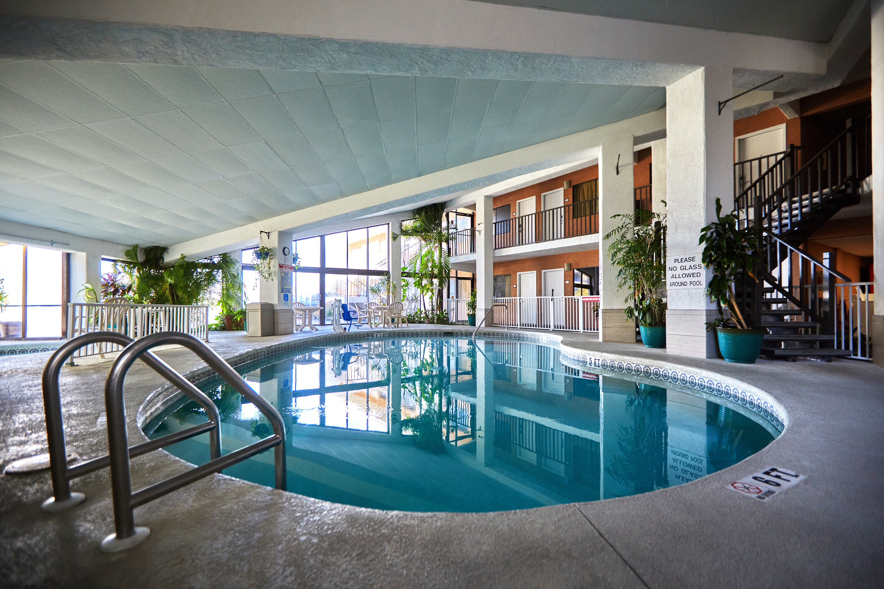 Palmetto Beachfront Resort-泳池