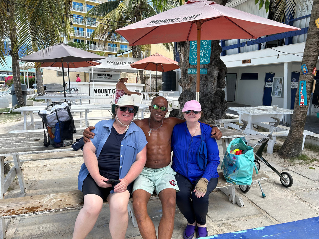 G Fish Watersports-布里奇顿必去景点