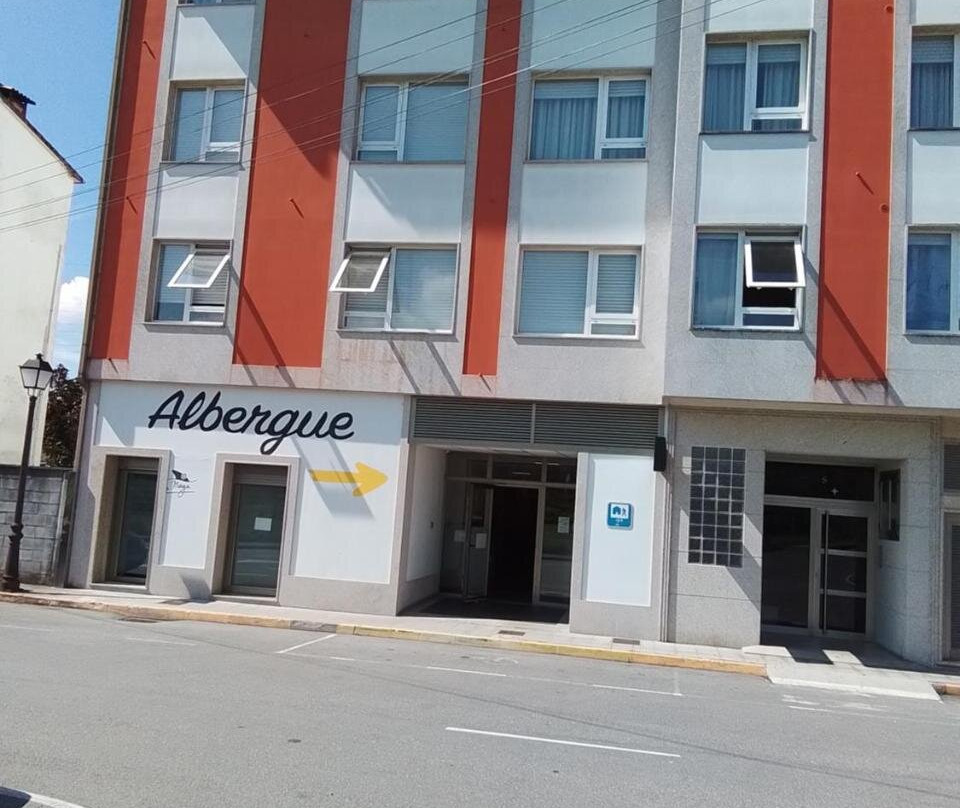 Hostel & Rooms O Albergue da Meiga