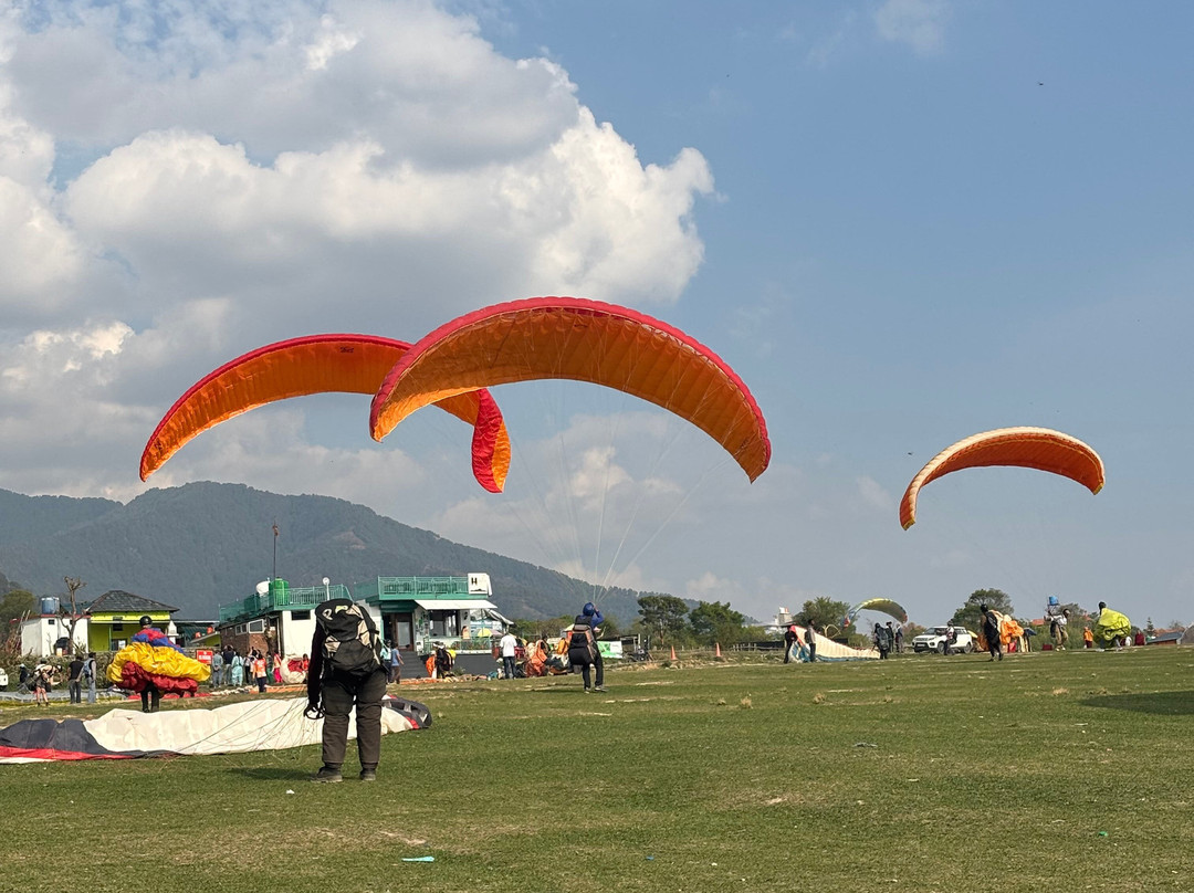 Skylark School of Paragliding-Bir必去景点
