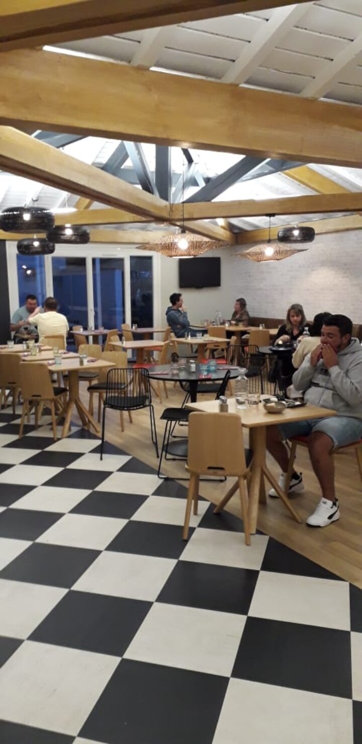 Ibis Lyon Est Bron-官方