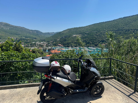Rent a Scooter Modena-杜布罗夫尼克必去景点