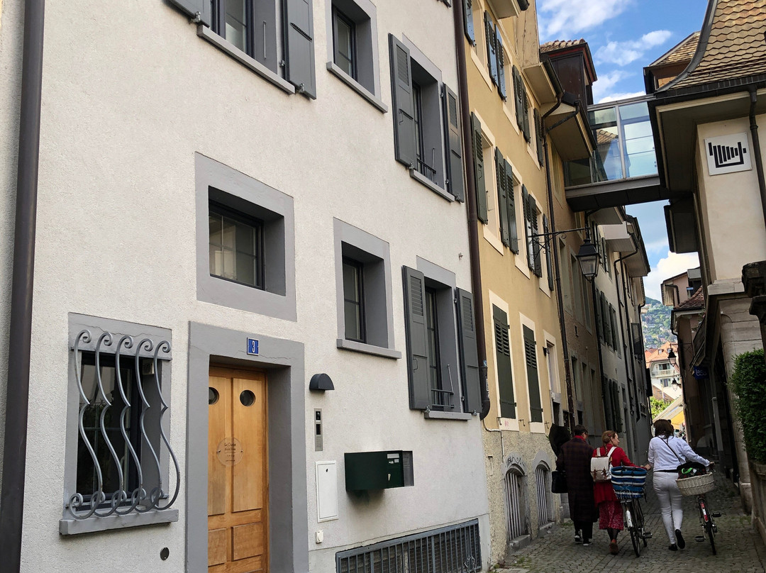 拉夏洛旅馆主图