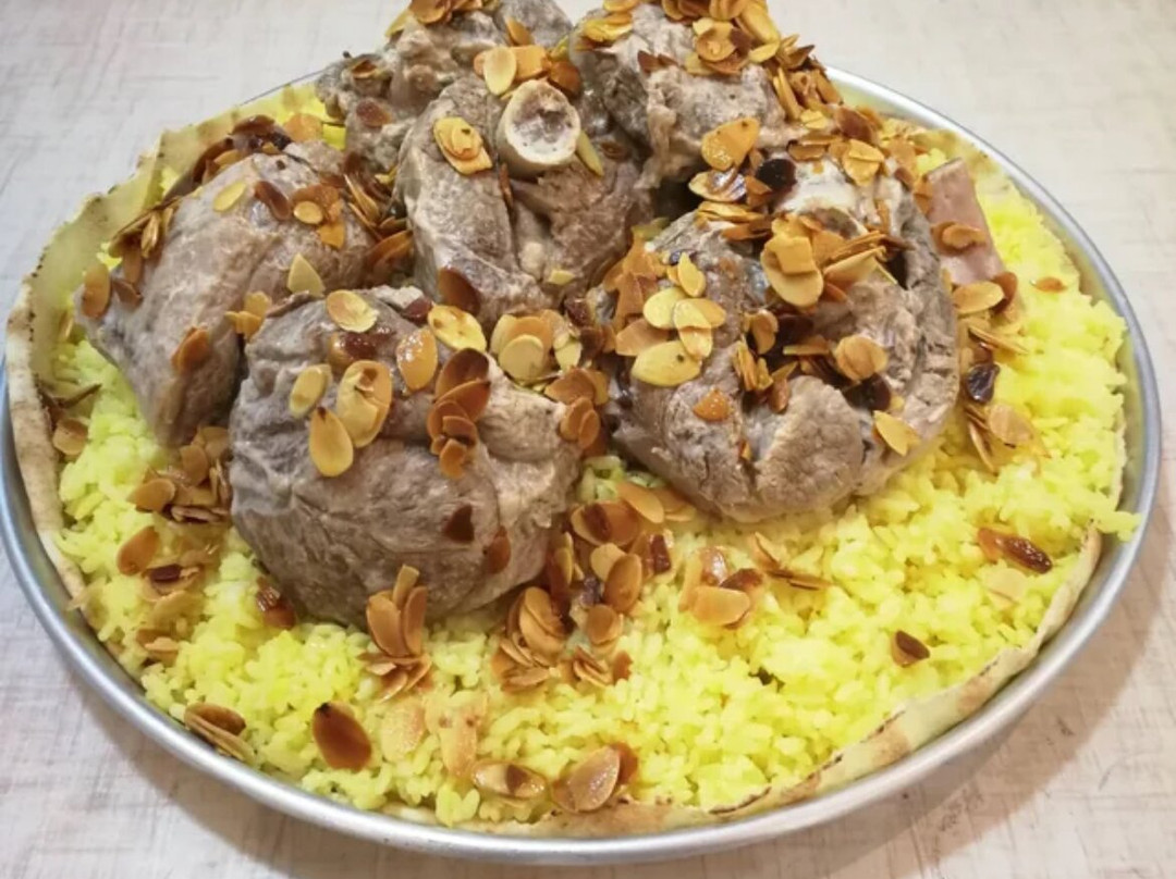 Naya Al Hashem Mediterranean Restaurant