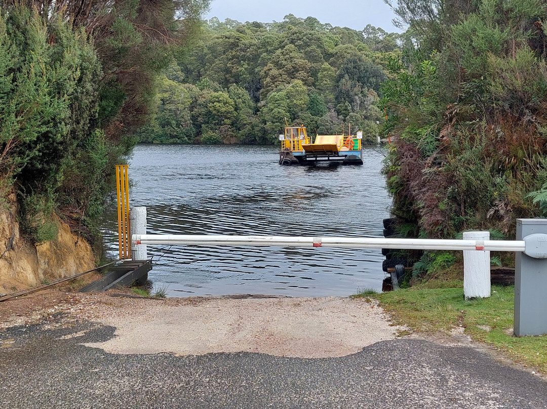Corinna Ferry-Corinna必去景点