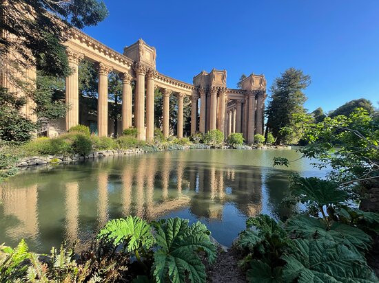 迪瑞斯科酒店主图