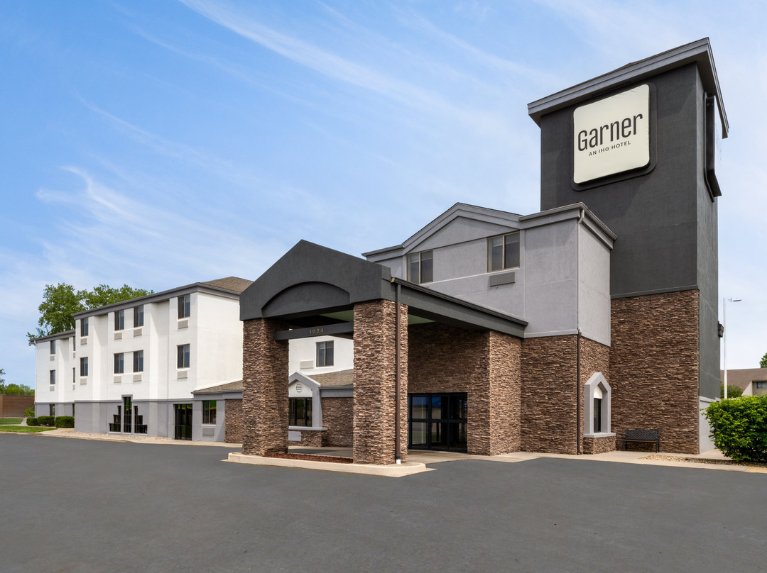 Garner Hotel Topeka West By IHG