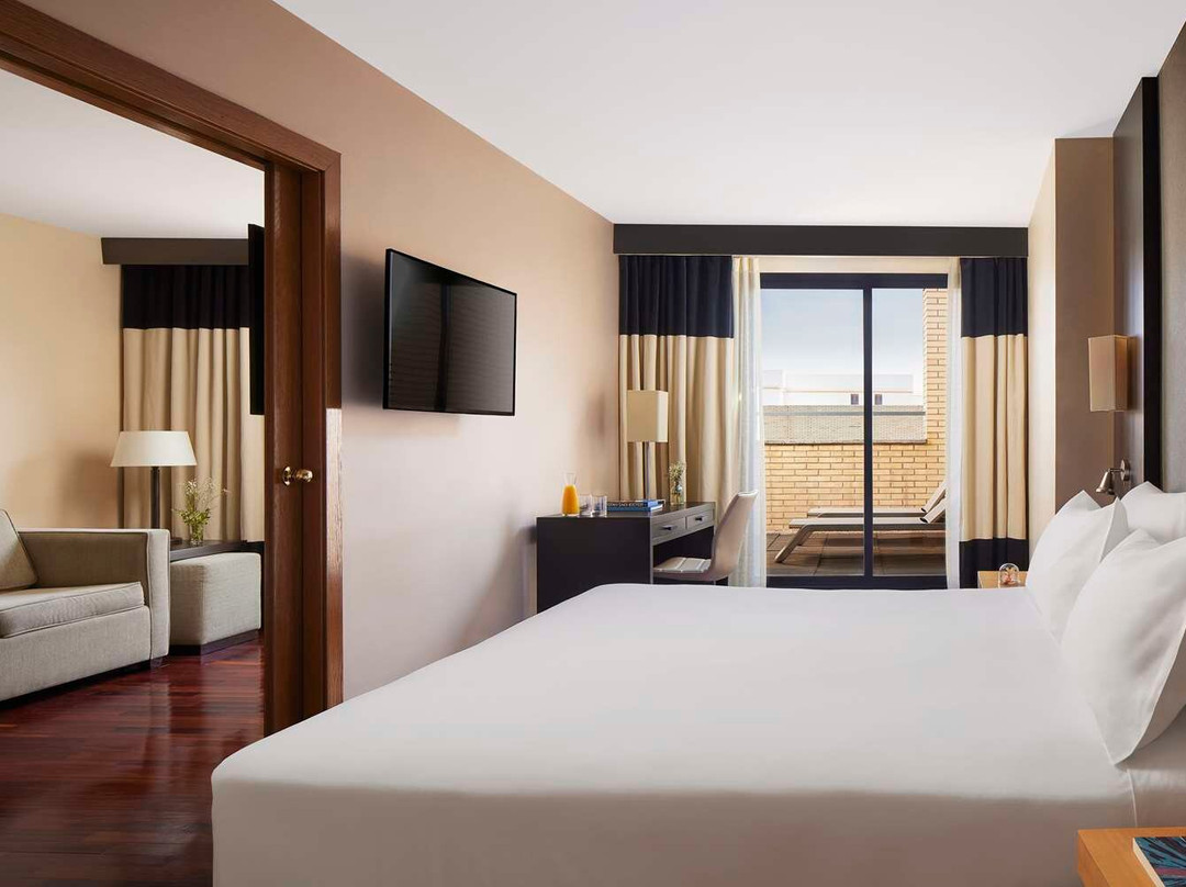 Cuatretonda酒店住宿-NH苏达德瓦伦西亚酒店