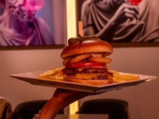 Dionysos Musi Cafe Bar主图