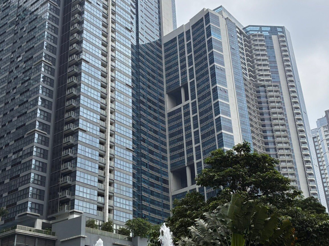 Uptown Place Mall-塔吉格必去景点