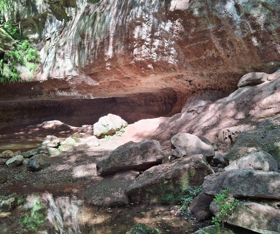 Cascade de Gourbachin-Bagnols-en-Foret必去景点