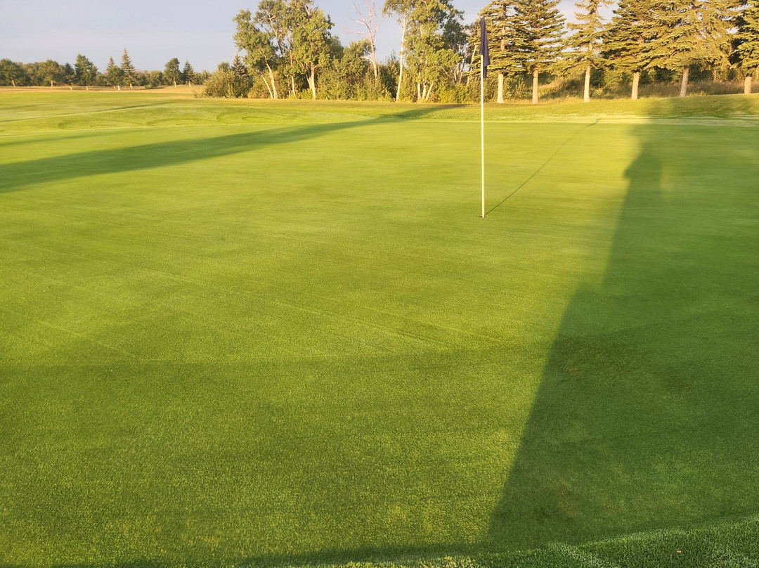 Whitewood Golf Country Club