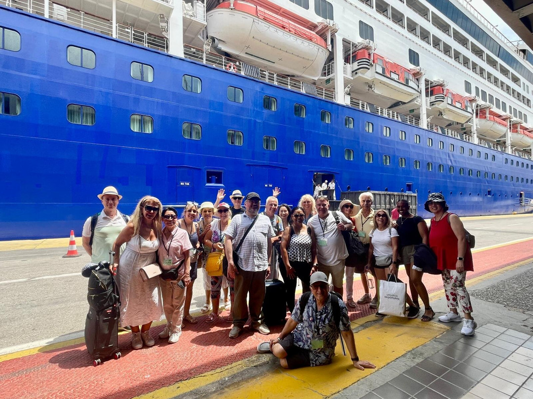 Toronto Fun Tours (Sadaf Holidays Inc.)-康山必去景点