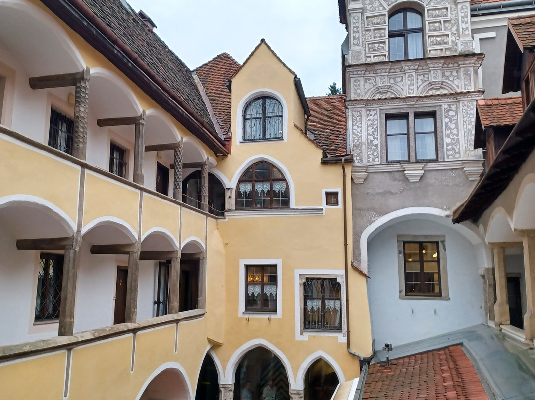 马德兰德酒店主图