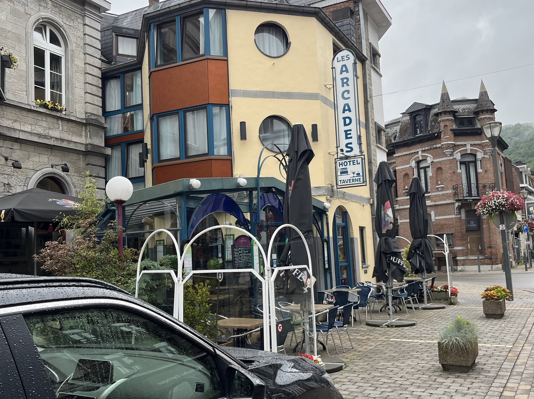 Hotel Les Arcades主图