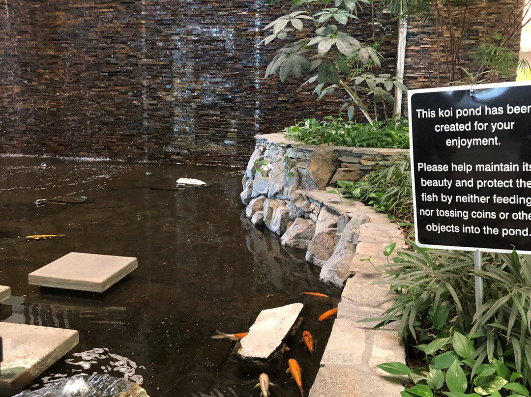 洛杉矶格兰岱尔希尔顿大使套房酒店主图