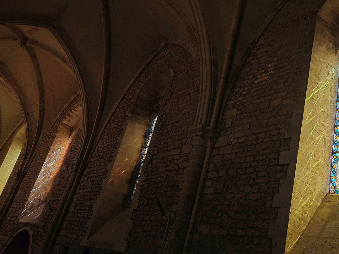 Eglise Saint-Maixent-Pamproux必去景点