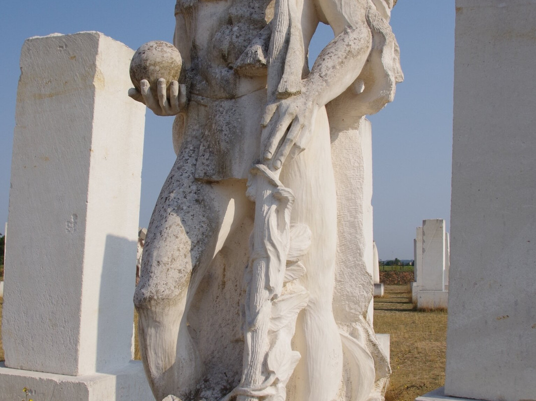 La Pierre de Crazannes-Crazannes必去景点