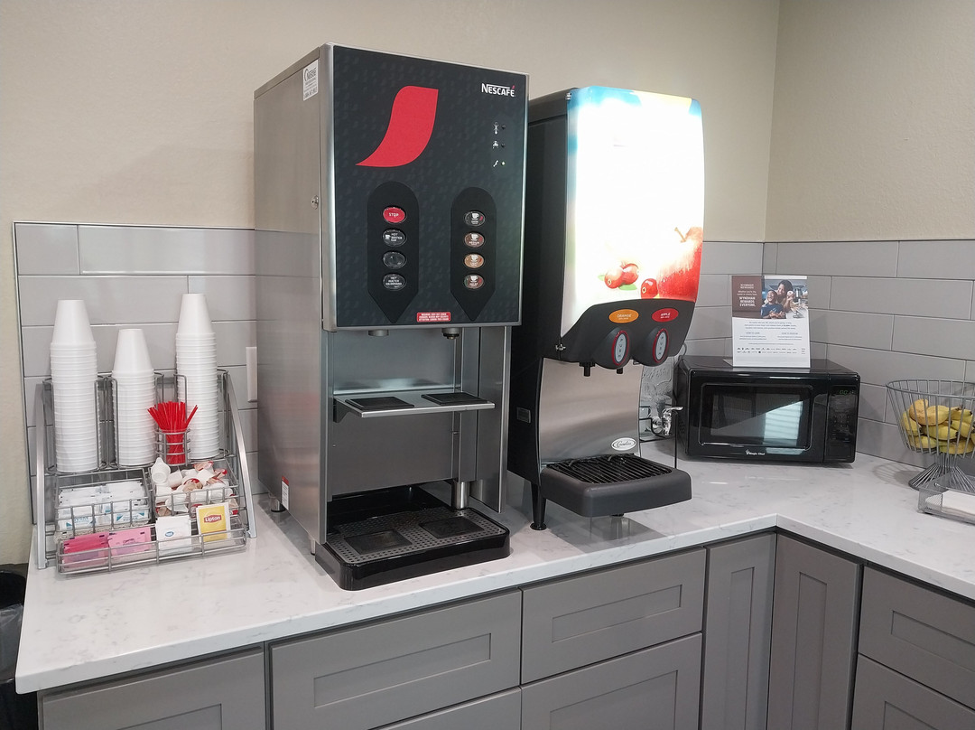 Super 8 by Wyndham Indianapolis/Emerson Ave主图