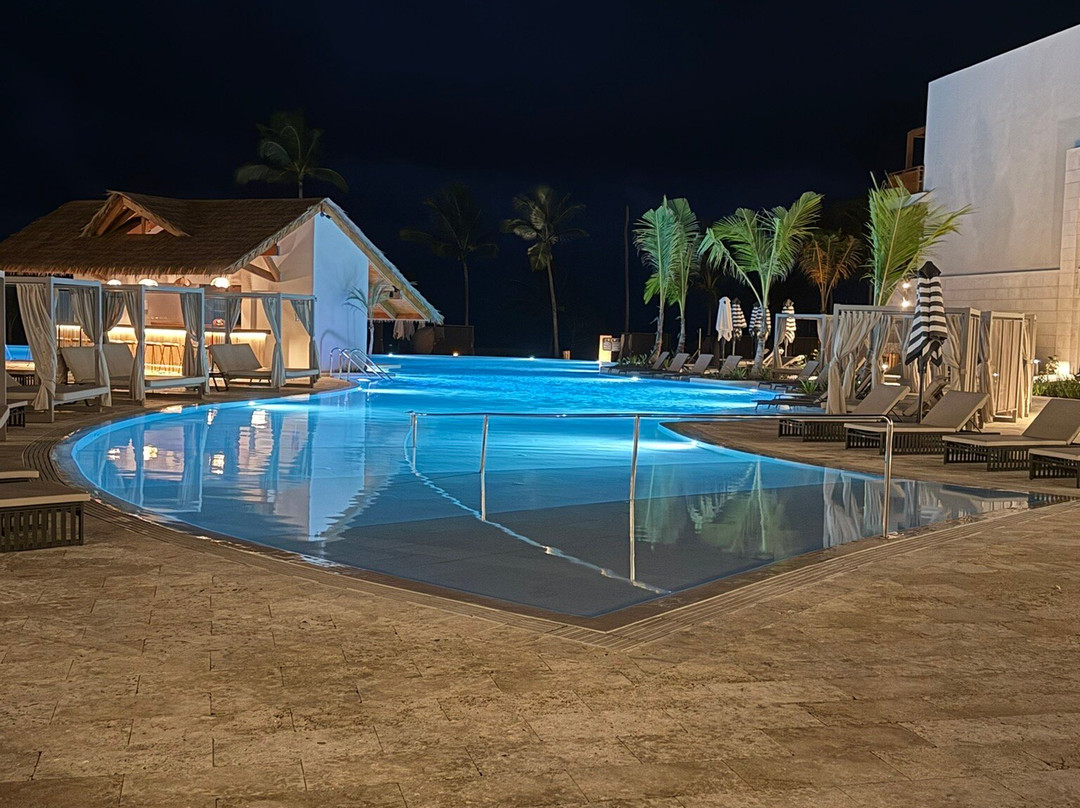 Playa Esmeralda-Miches必去景点