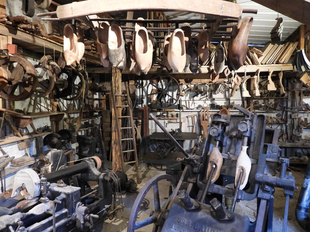 Musée La Rue Du Temps Qui Passe-Allas-les-Mines必去景点