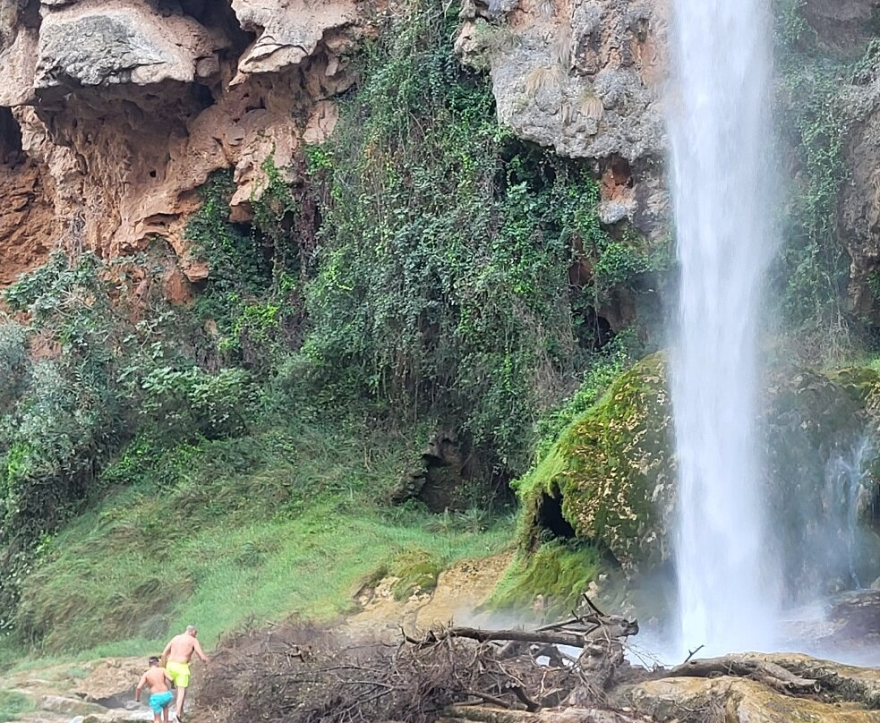 Salto de la Novia-Navajas必去景点