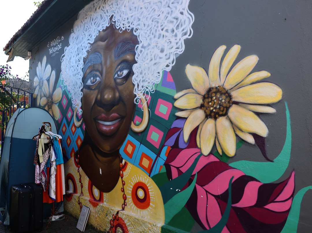 Viela das Lavadeiras-恩布必去景点