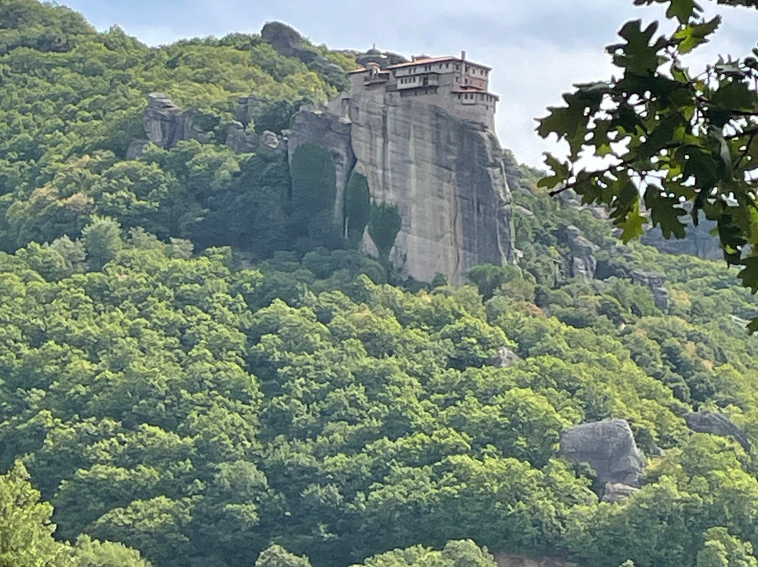 Meteora Thrones - Travel & Tourism Center-卡兰巴卡必去景点