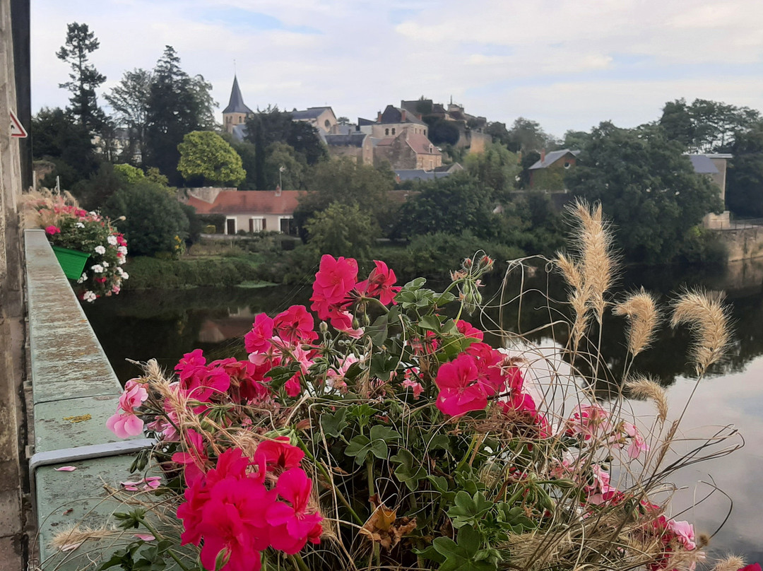 Pont du 152ème R.I.-Decize必去景点