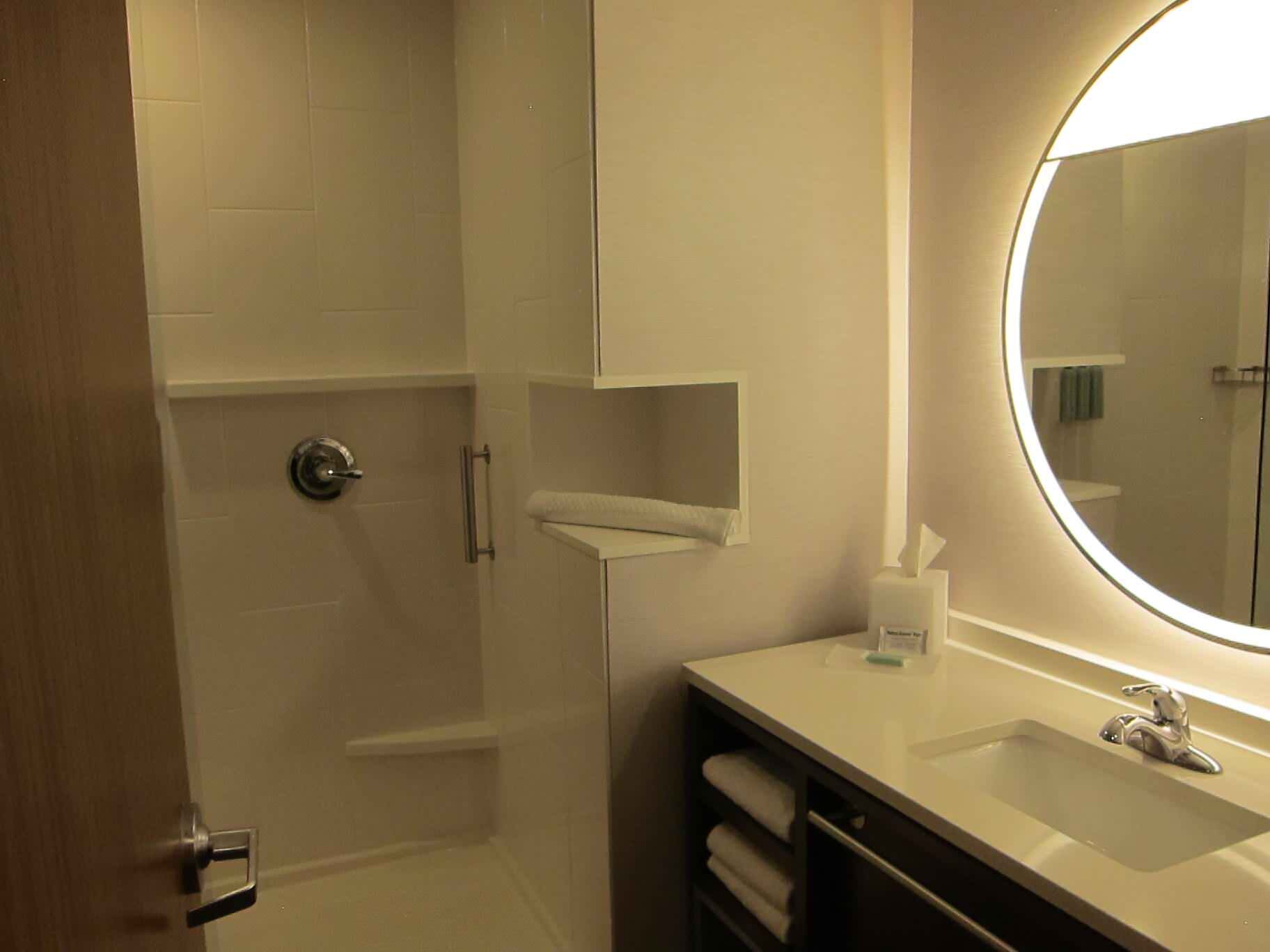 Courtyard by Marriott Rapid City-浴室