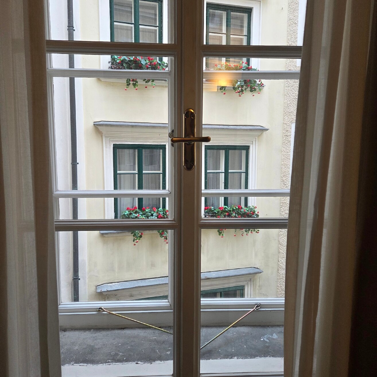 戈尔德加斯酒店-官方