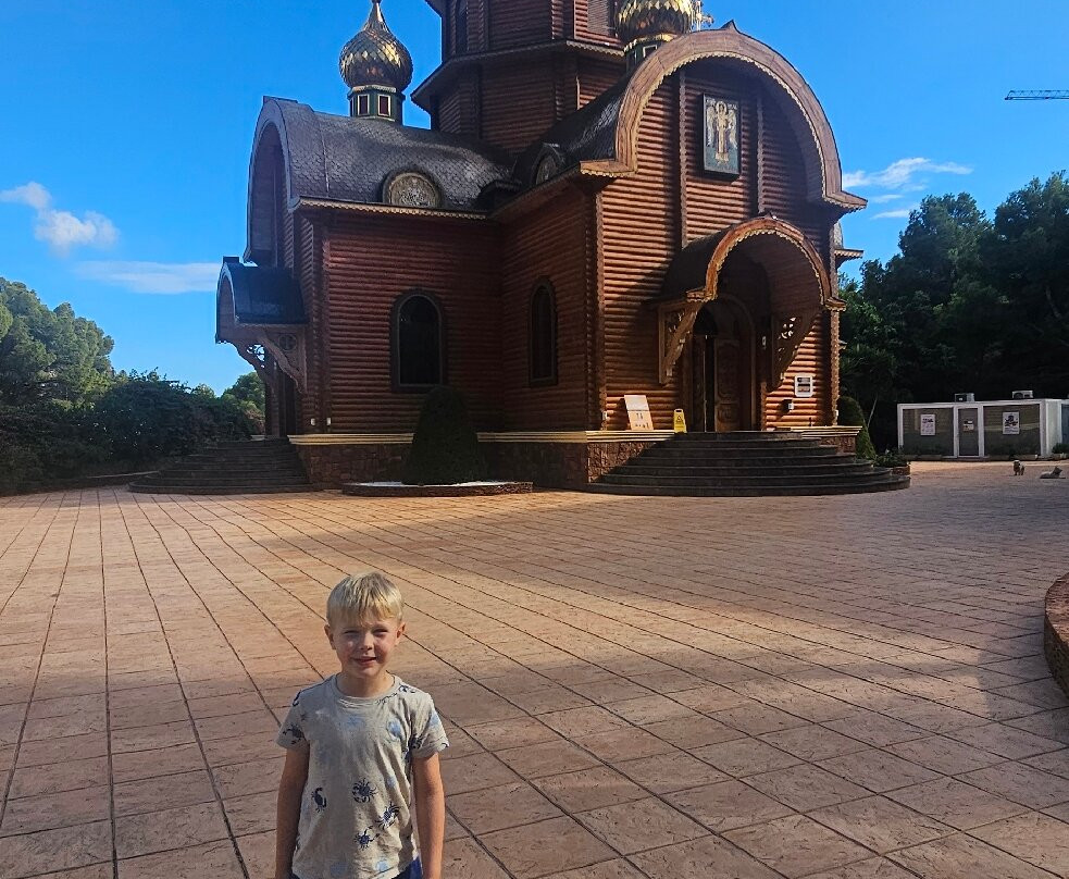 Iglesia Ortodoxa Rusa San Miguel Arcangel-阿尔特阿必去景点