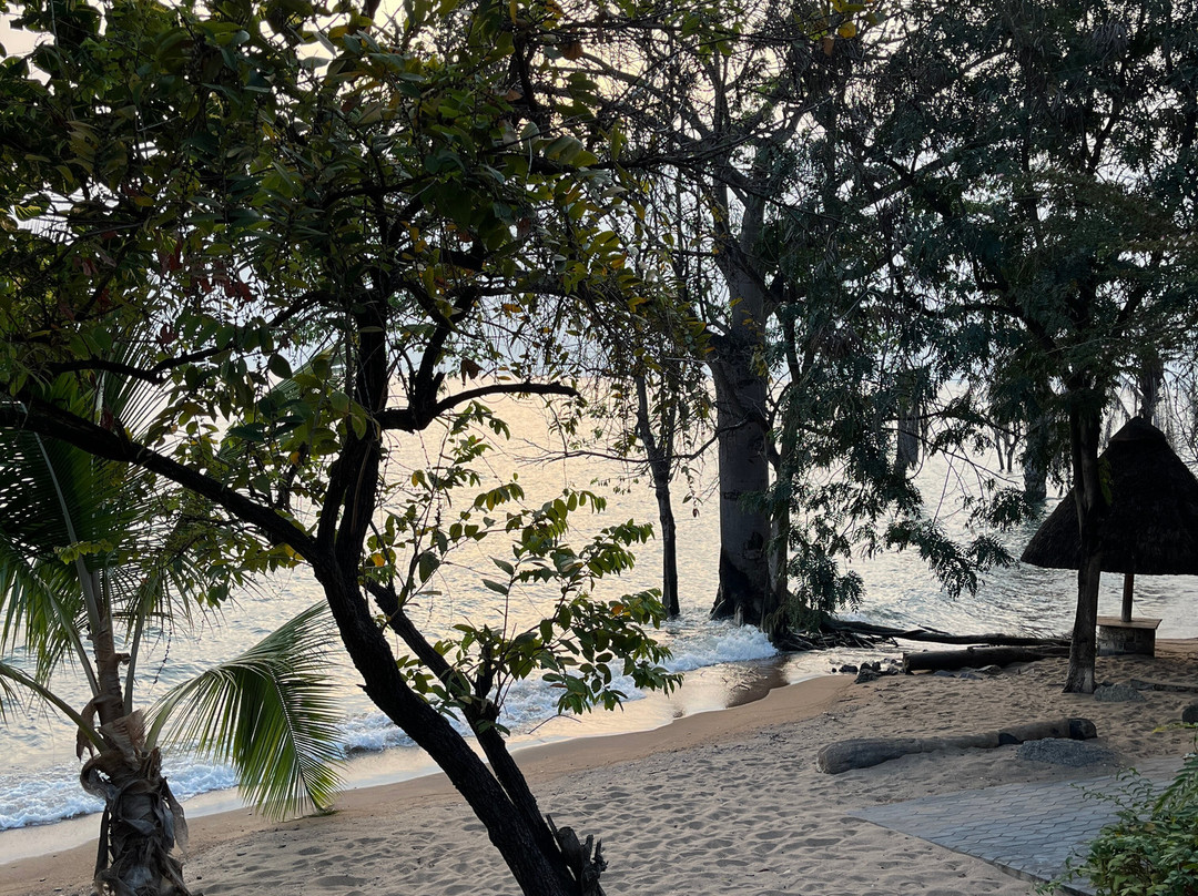 Burundi Discovery Tours-布松布拉必去景点