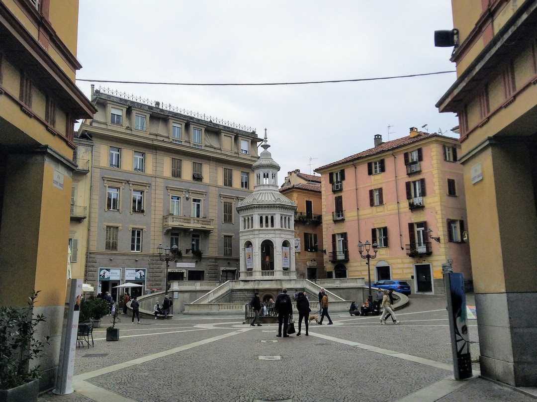 Centro storico di Acqui Terme-阿奎泰尔梅必去景点