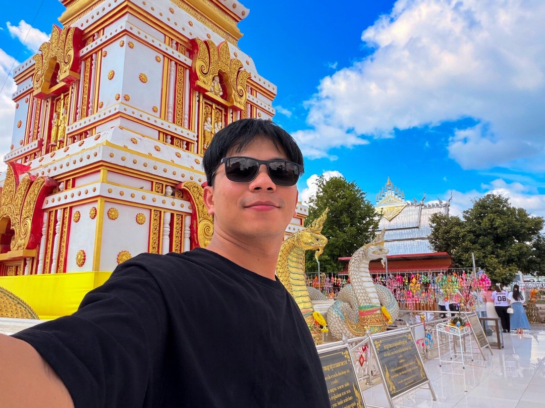 Wat That Noi Si Bun Rueang-达帕侬必去景点