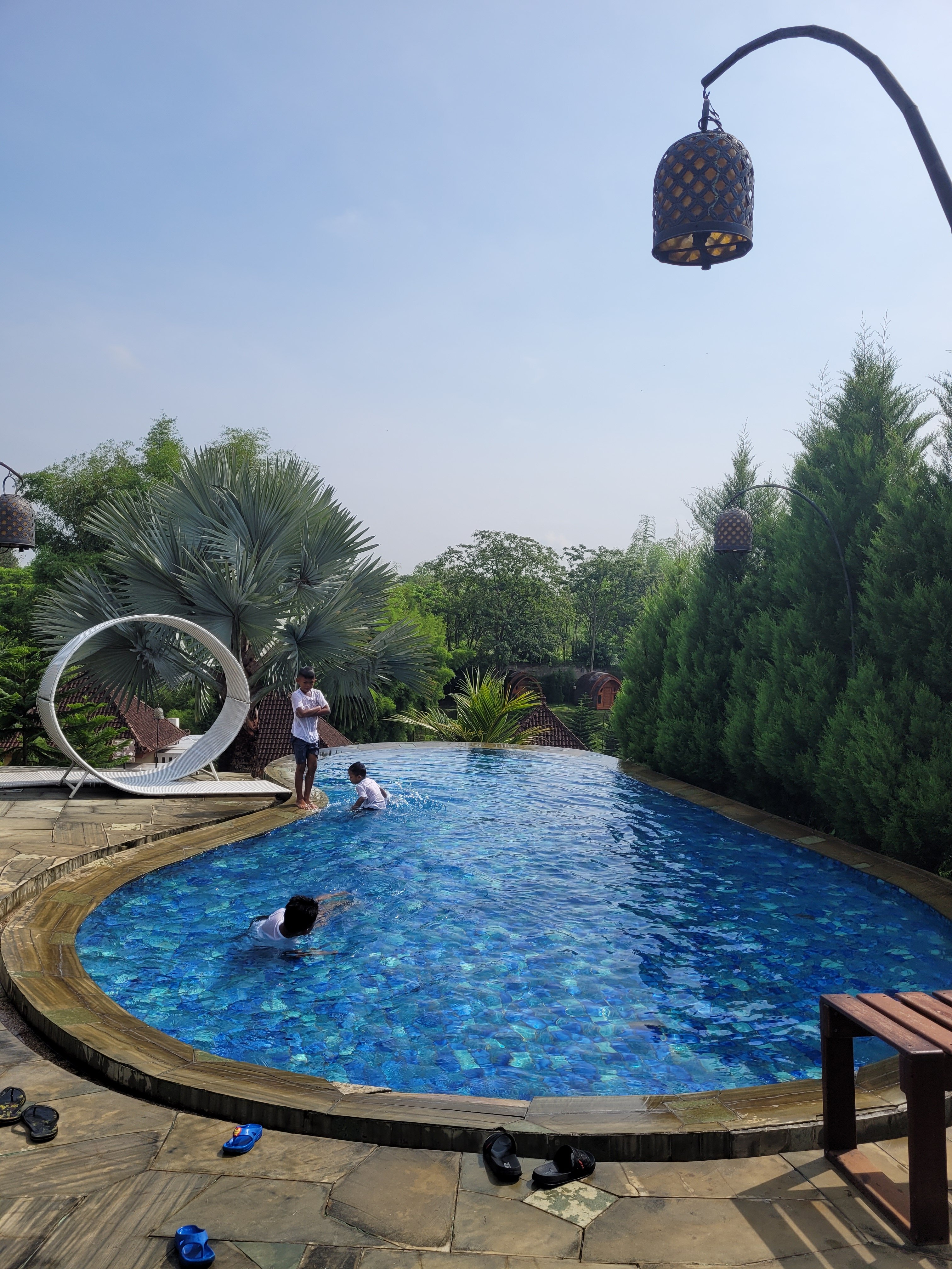 Shanaya Resort Malang-泳池