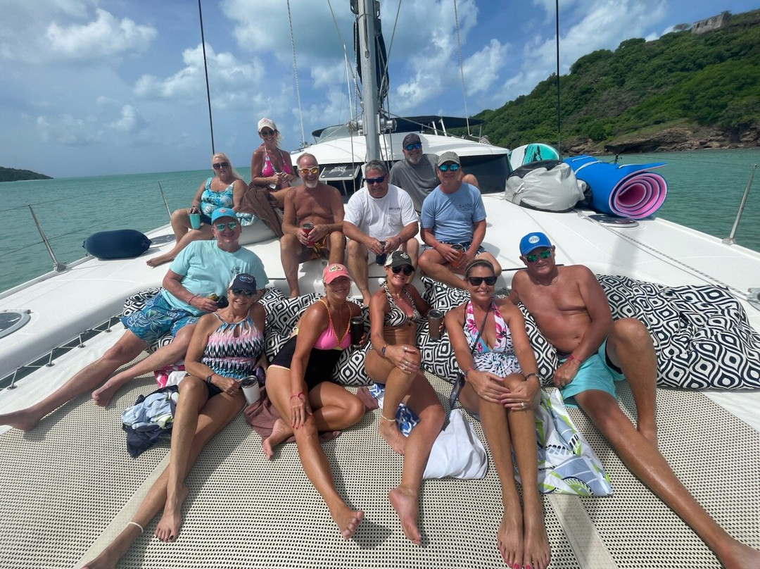 Catamaran Sailing Antigua-Jolly Harbour必去景点