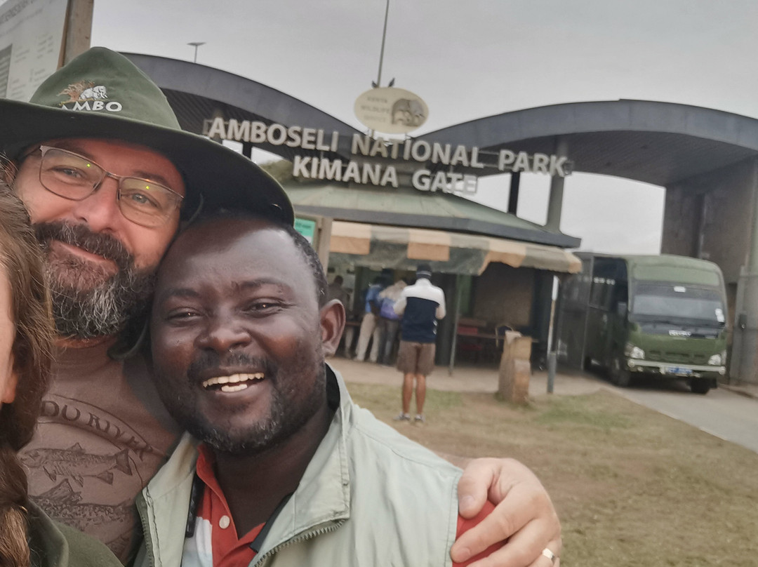 Chideri Safari & Taxi Service-迪亚尼必去景点