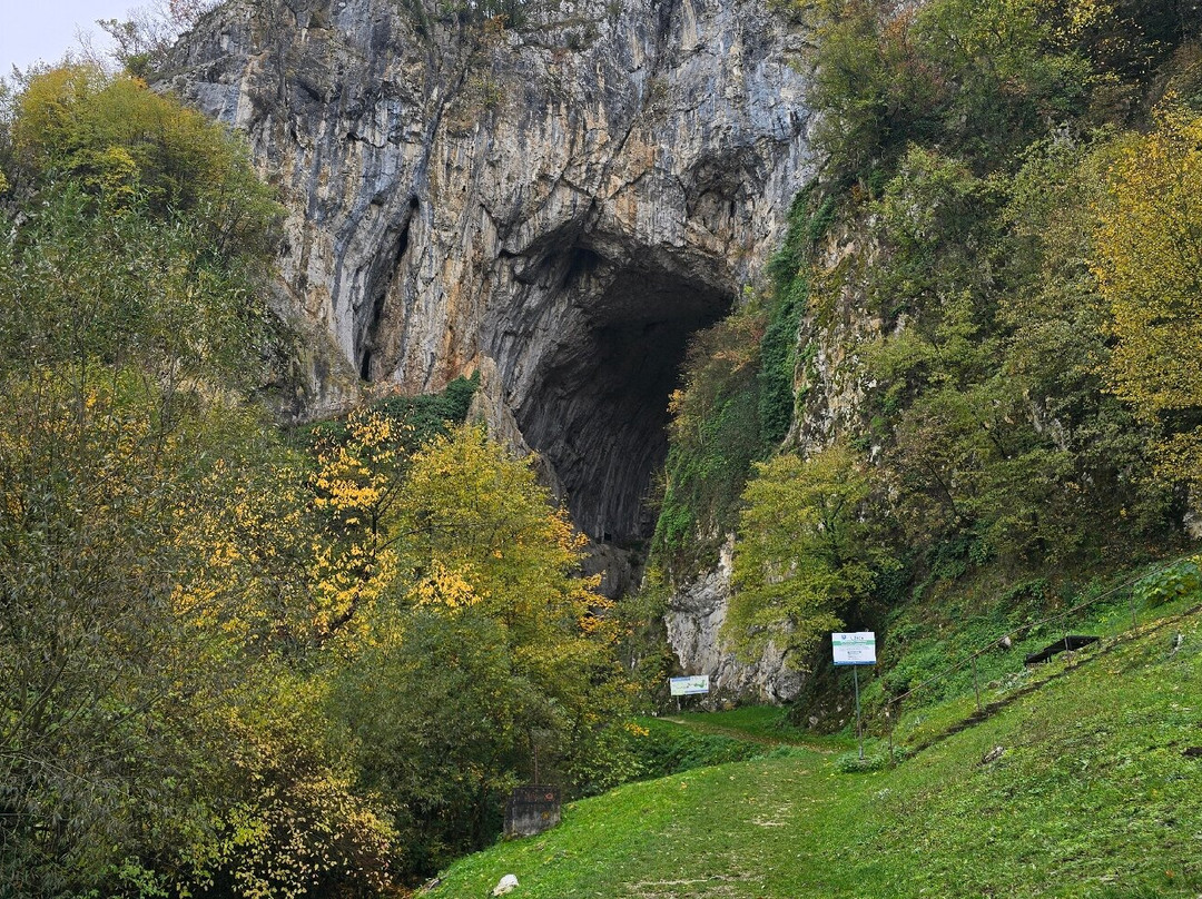 Potpećka Pećina-Potpece必去景点