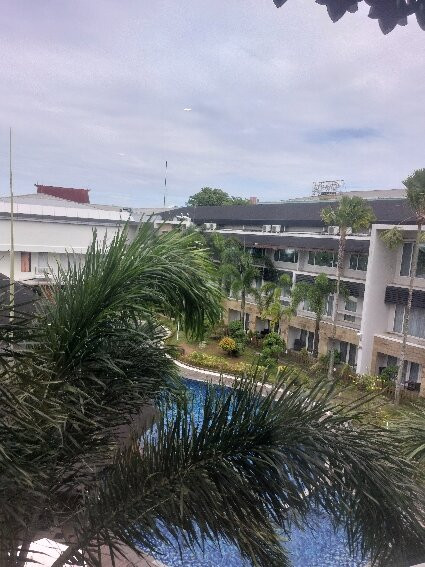 瑞雅婆罗洲马辰酒店主图